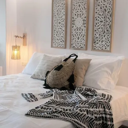 Kissos Luxury Suites Naxos City Exterior photo