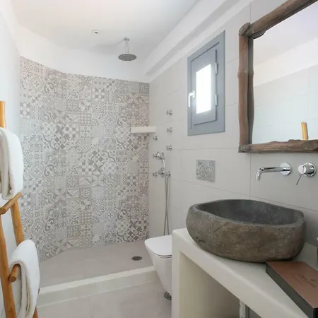 Kissos Luxury Suites Naxos City Exterior photo